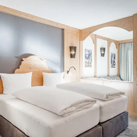 - Golf - Wellness Riml Отель Хохгургль