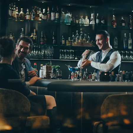 - Golf - Wellness Riml 酒店 和希格尔